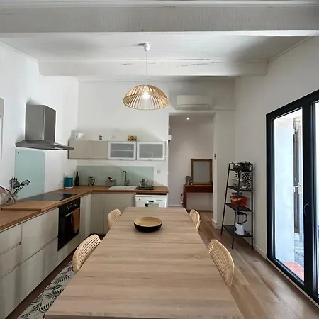 La Montplaisir Maison Jardin * Arles