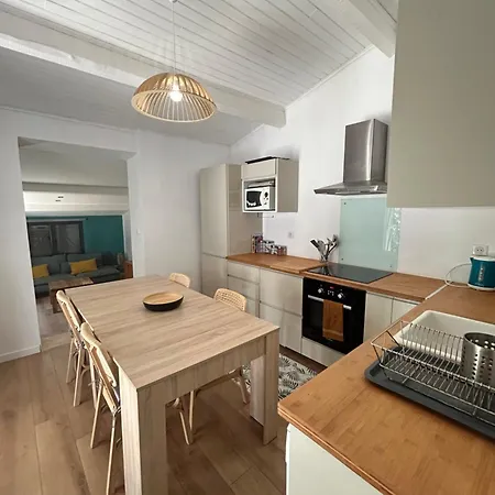 La Montplaisir Maison Jardin Holiday home Arles