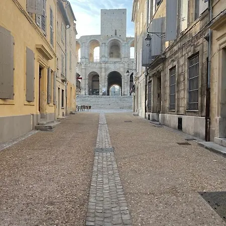 La Montplaisir Maison Jardin Holiday home Arles